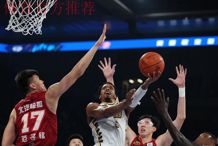 广厦男篮社媒分享青年队图集:U19决赛阶段将于12月20日进行 广厦男篮社媒分享青年队图集:U19决赛阶段将于12月20日进行